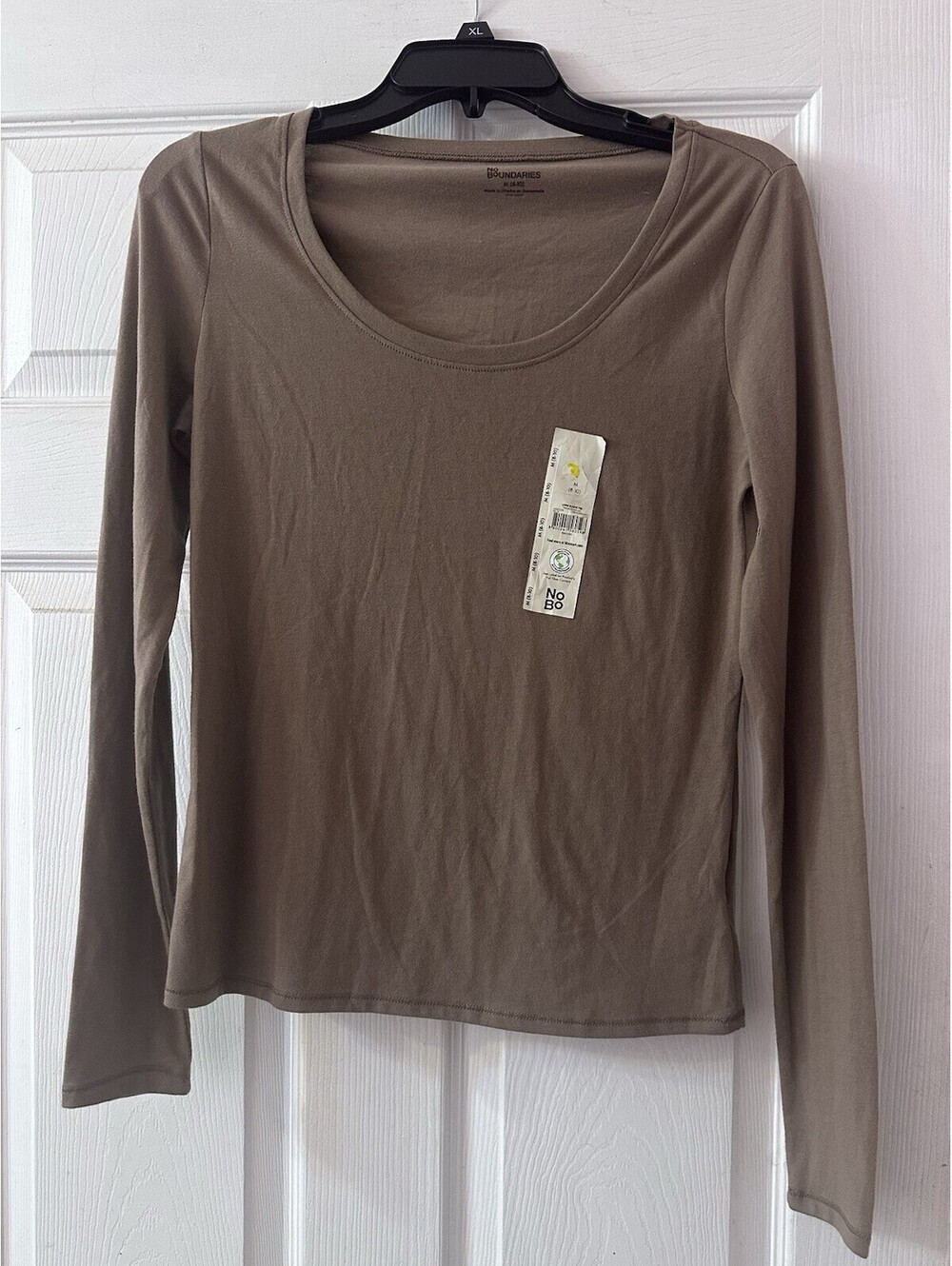 No Boundaries Women’s M 8-10 Long Sleeve Scoop Neck Tee Twilight Mauve NWT